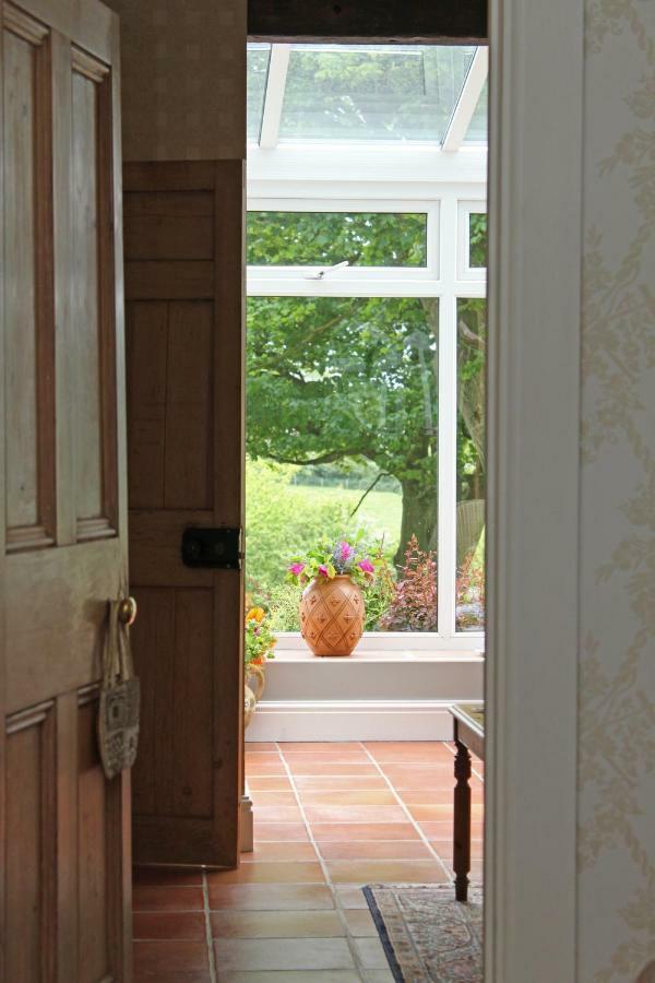Ty Llwyd Bed & Breakfast Treffynnon